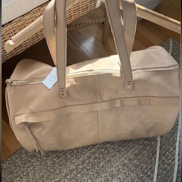 SOLD^^❤️GORGEOUS❤️ Raven + Lily Oversized Leather Weekender Travel Duffel Bag - Picture 2 of 10